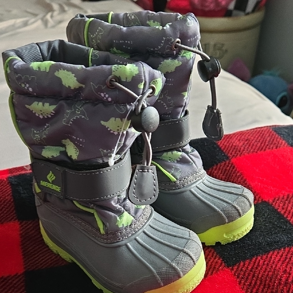 New No Tag Gray and Green Kids Boots